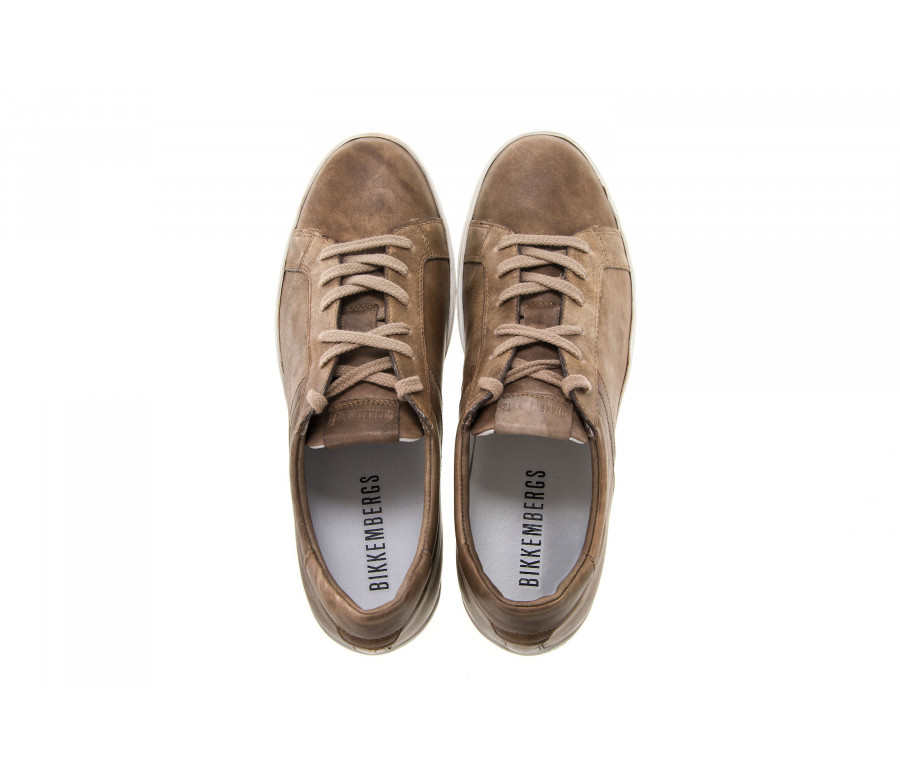 "words 892 low shoe" leather sneakers