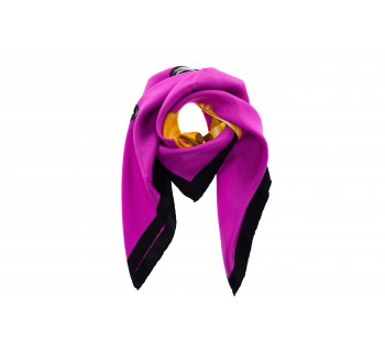 Silk neckerchief with 'Crowned Teddy' pattern