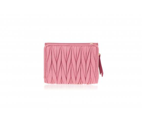 Matelassé leather wallet with flat