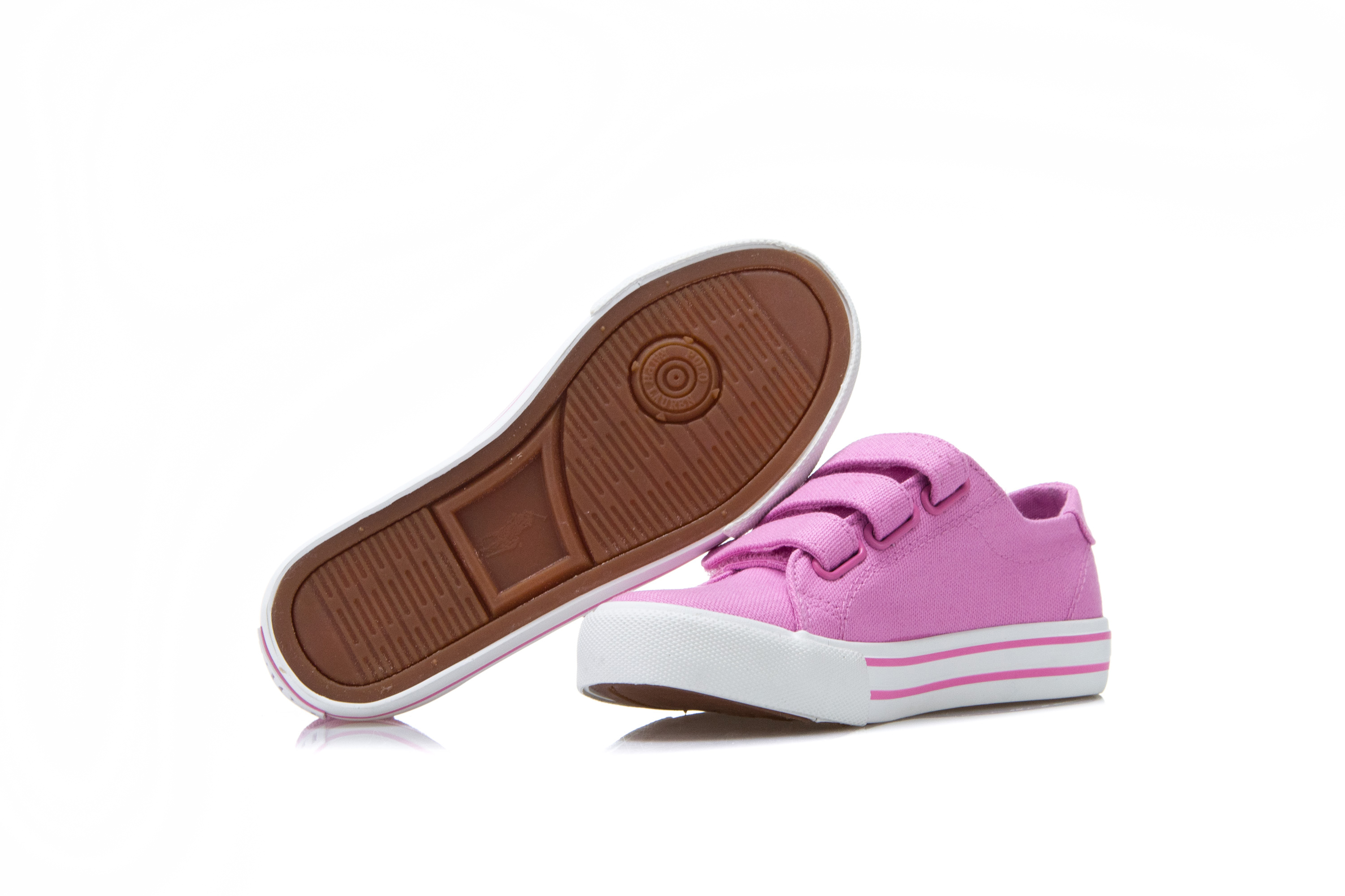 kids pink trainers