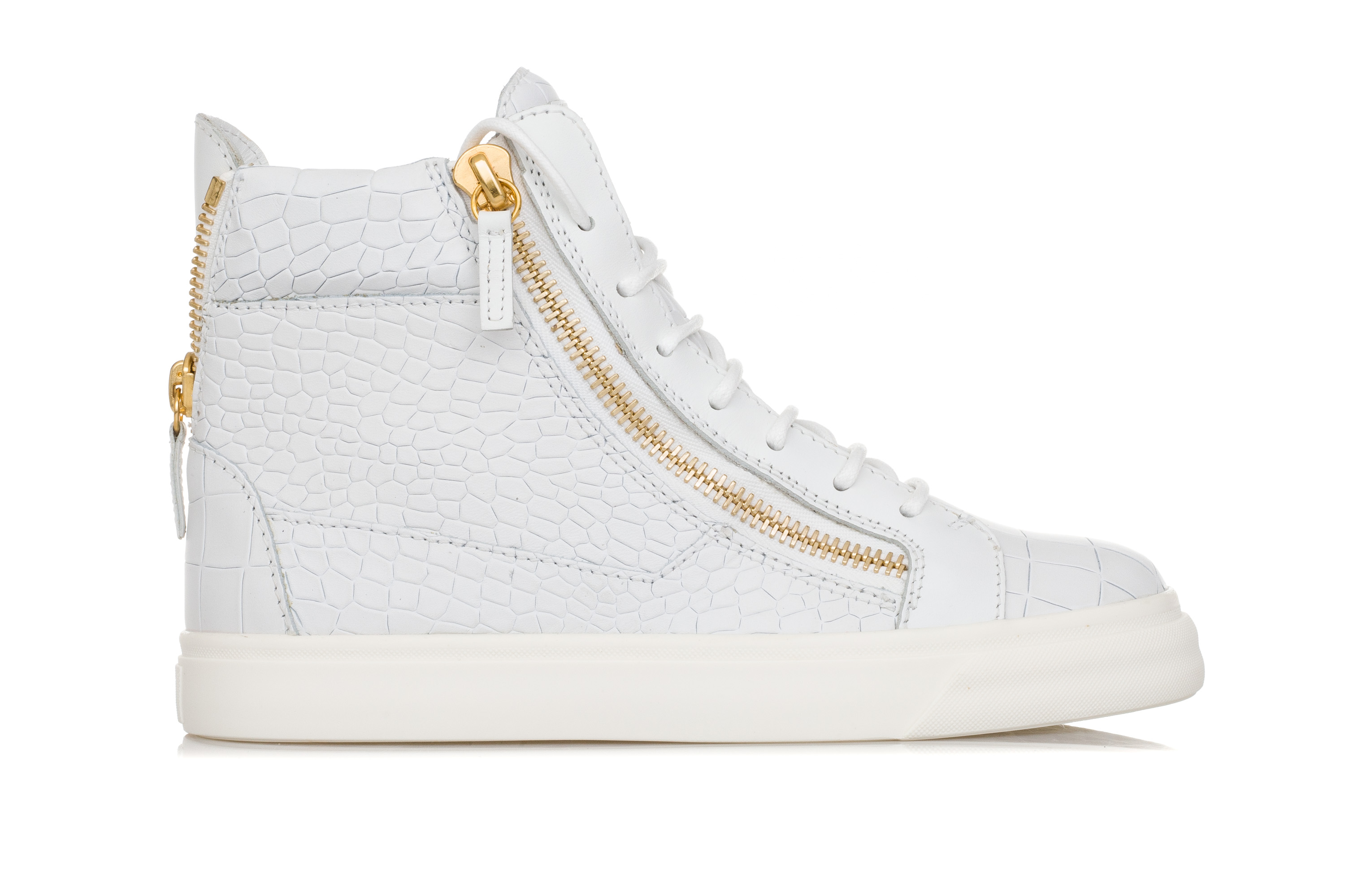 Смотреть Giuseppe Zanotti видео Смотреть Giuseppe Zanotti видео